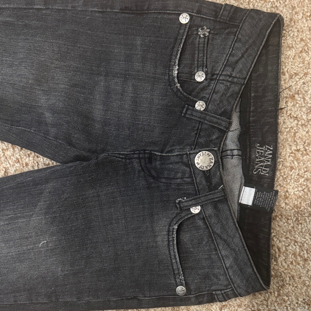 Zada Women's Charcoal Straight Leg Jeans